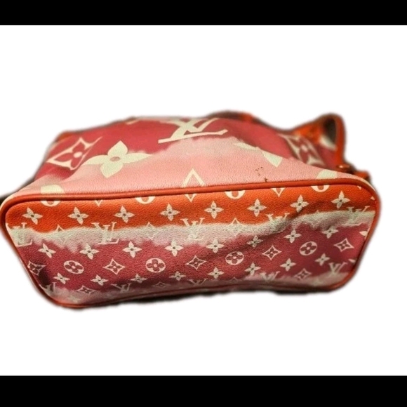 Louis Vuitton Red and Pink Women's Tote Bag - Picture 5 of 11